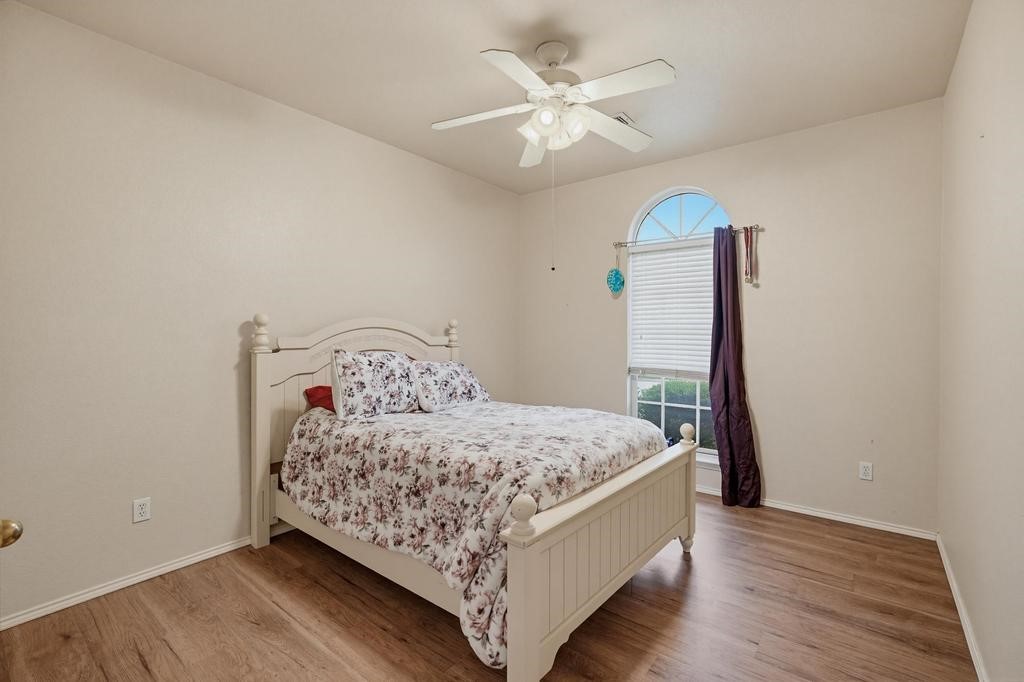 1028 Cedar Ridge Lane Burleson TX 76028