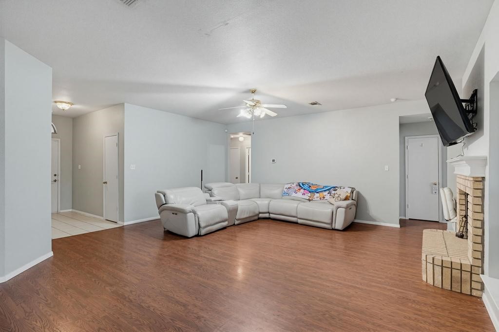 1028 Cedar Ridge Lane Burleson TX 76028