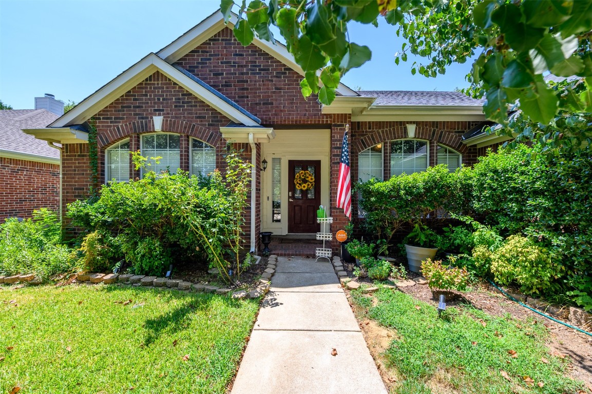 2712 Hollow Ridge Drive Denton TX 76210