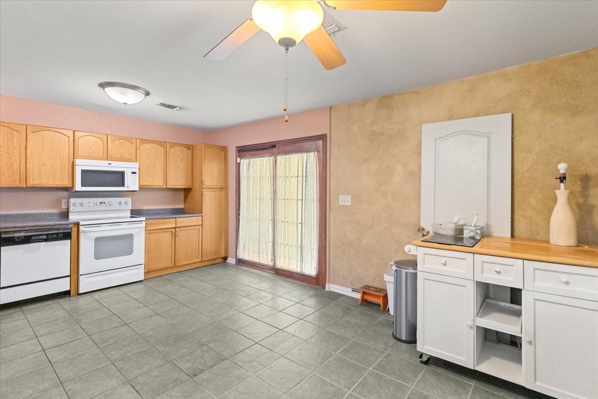 5841 Tracyne Drive Westworth Village TX 76114