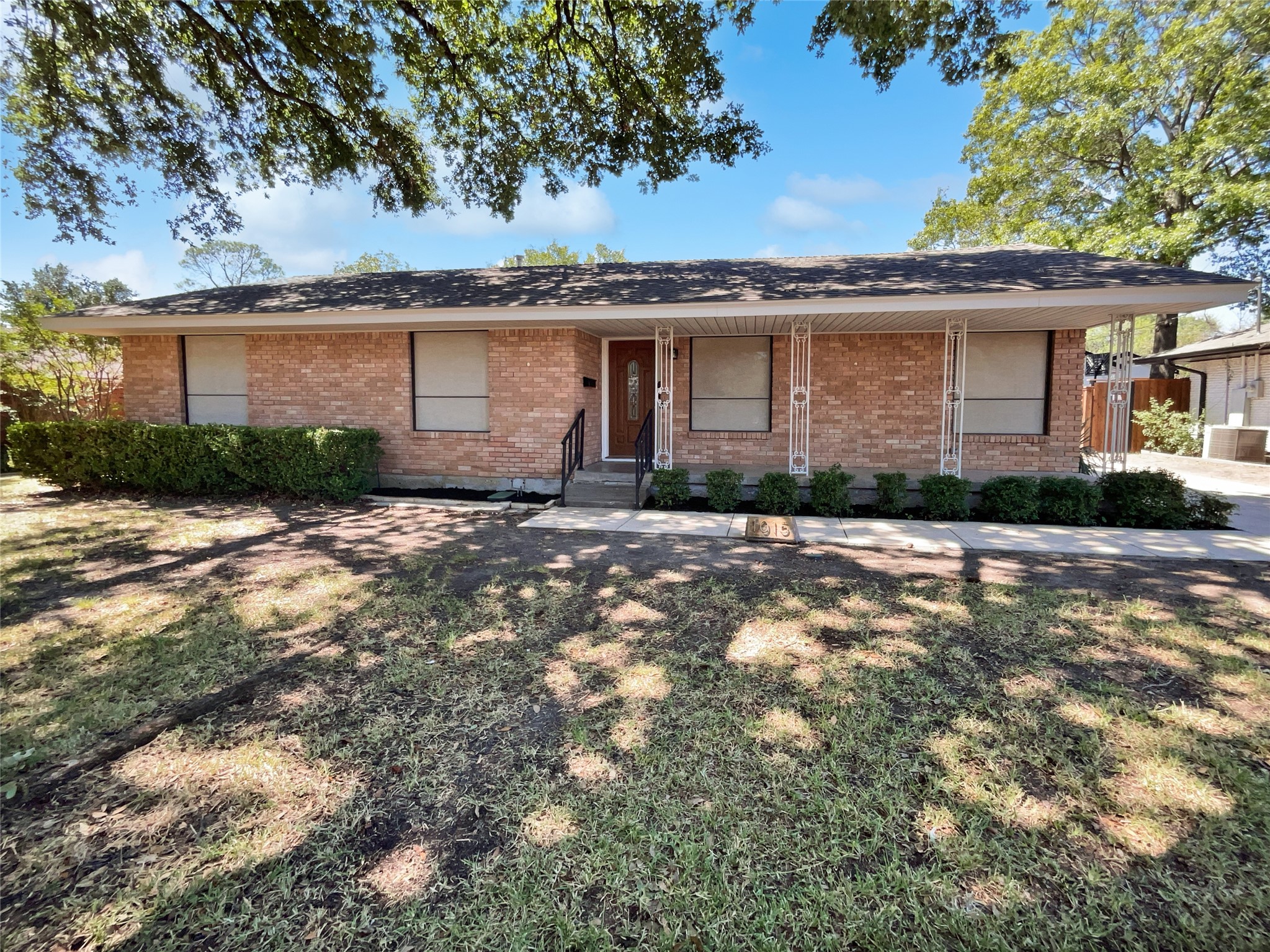 1015 Lakeshore Drive Mesquite TX 75149