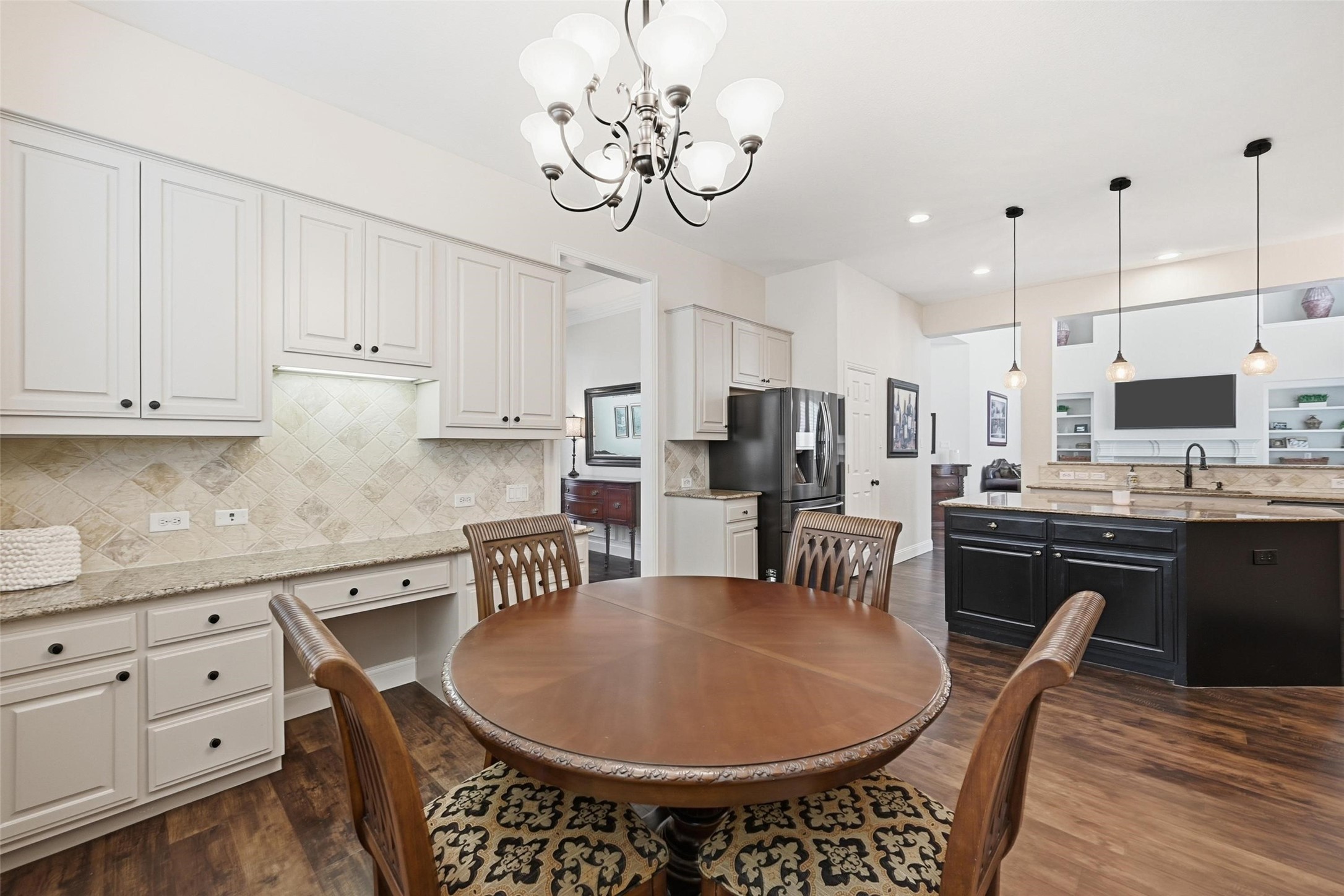 9305 Anns Way Plano TX 75025
