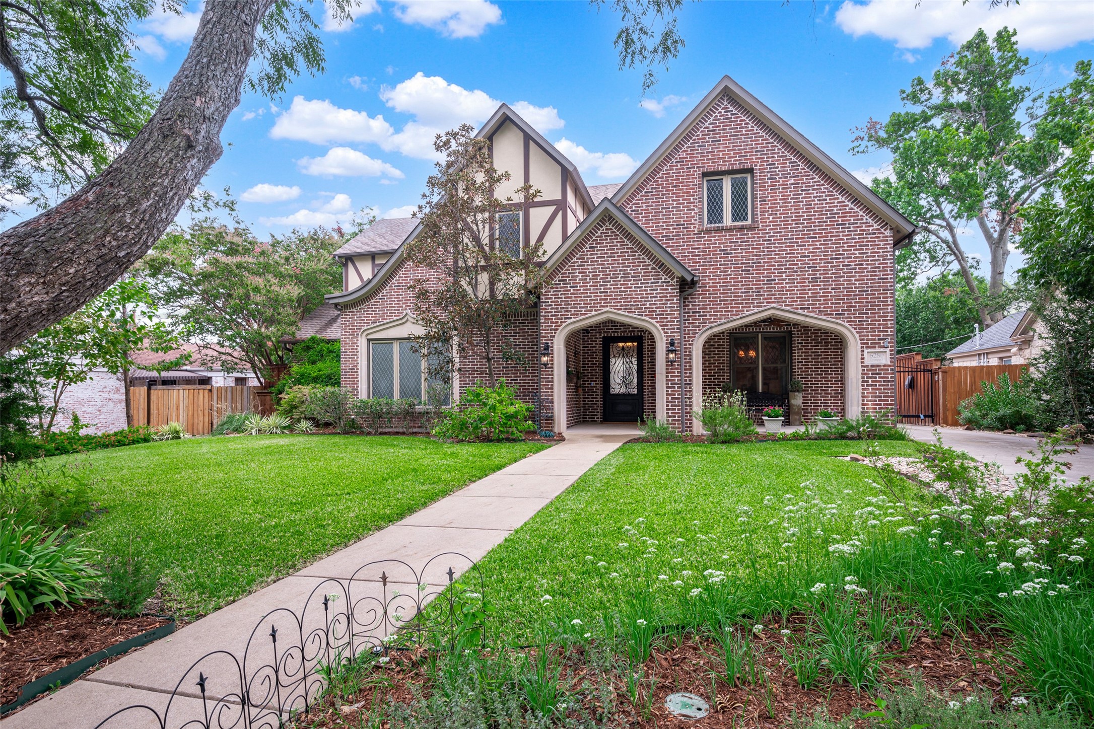 6280 Prospect Avenue Dallas TX 75214