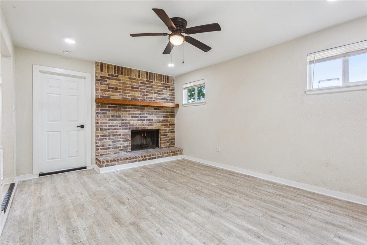 310 Garfield Street Mcgregor TX 76657