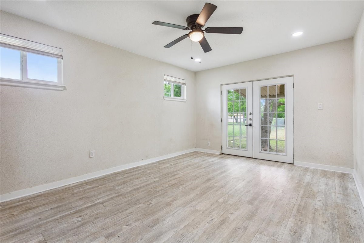 310 Garfield Street Mcgregor TX 76657