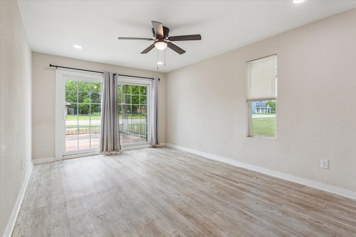 310 Garfield Street Mcgregor TX 76657