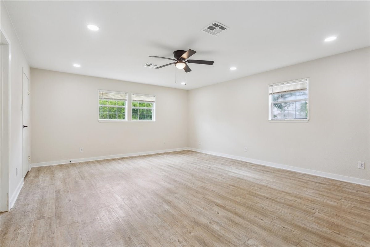 310 Garfield Street Mcgregor TX 76657