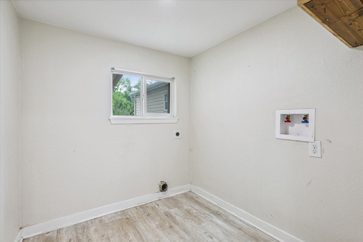 310 Garfield Street Mcgregor TX 76657