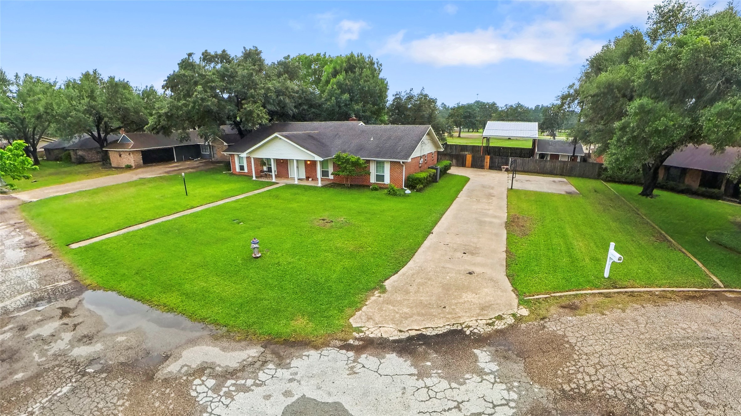4 Circle Dr. Drive Teague TX 75860