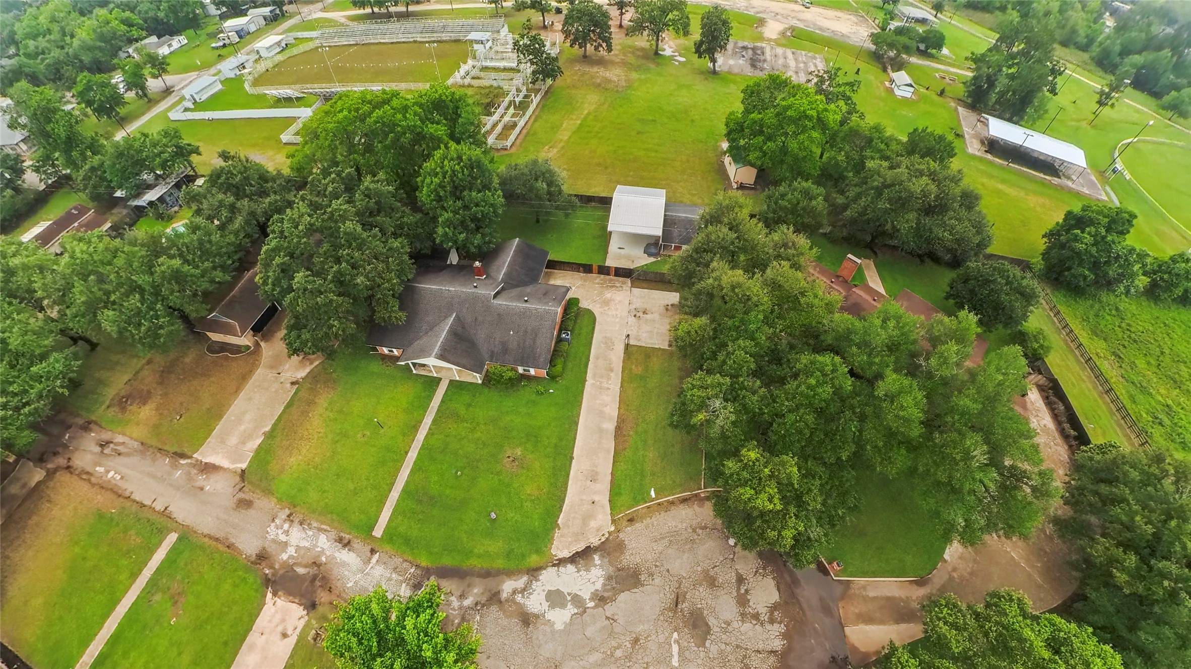 4 Circle Dr. Drive Teague TX 75860