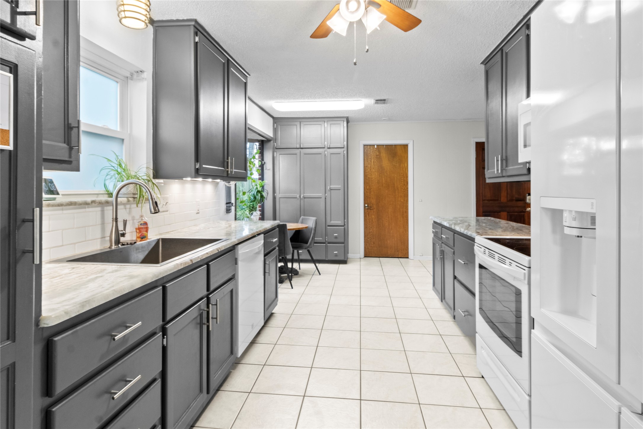 4 Circle Dr. Drive Teague TX 75860