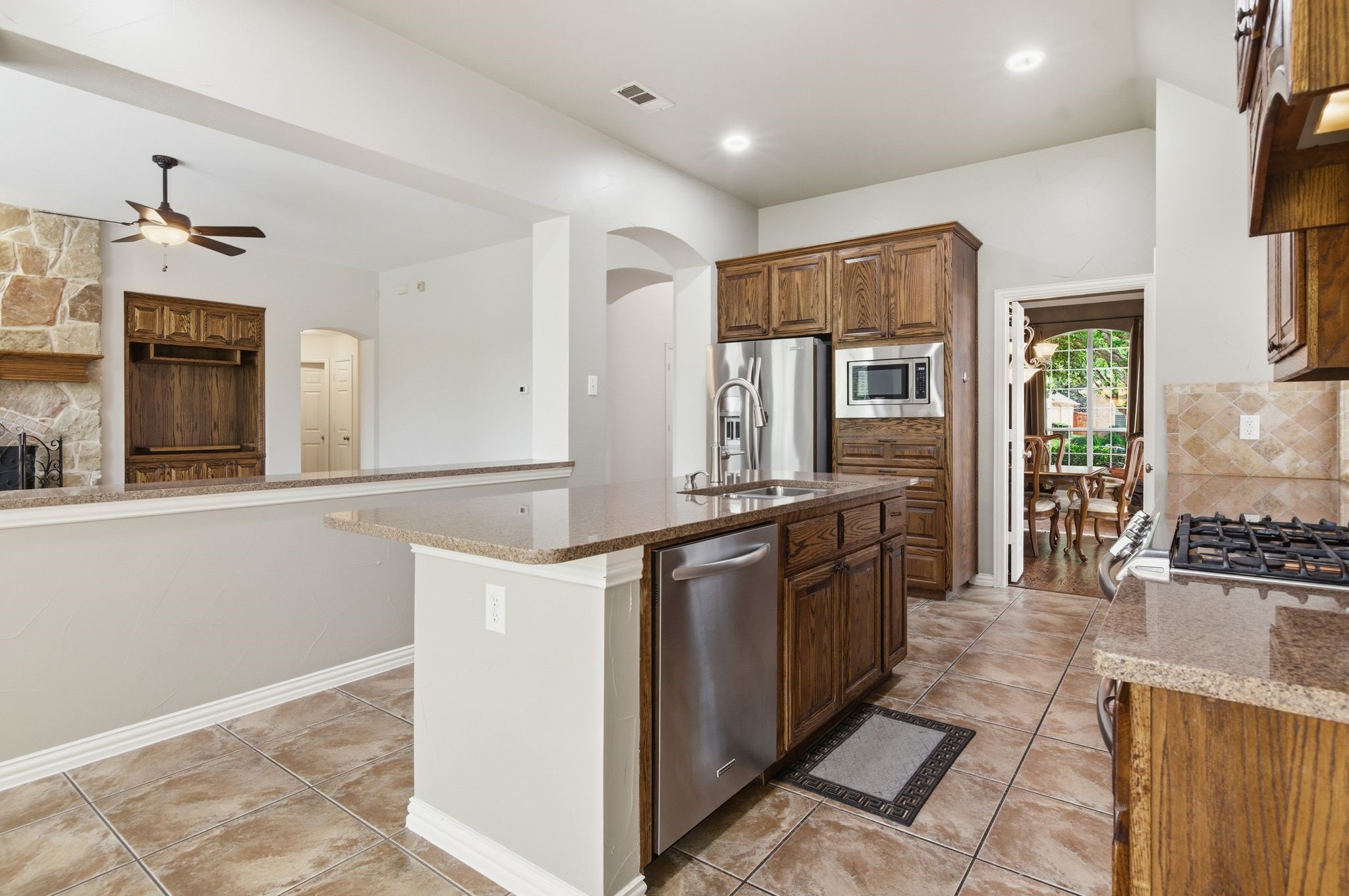 8180 Holliday Road Lantana TX 76226