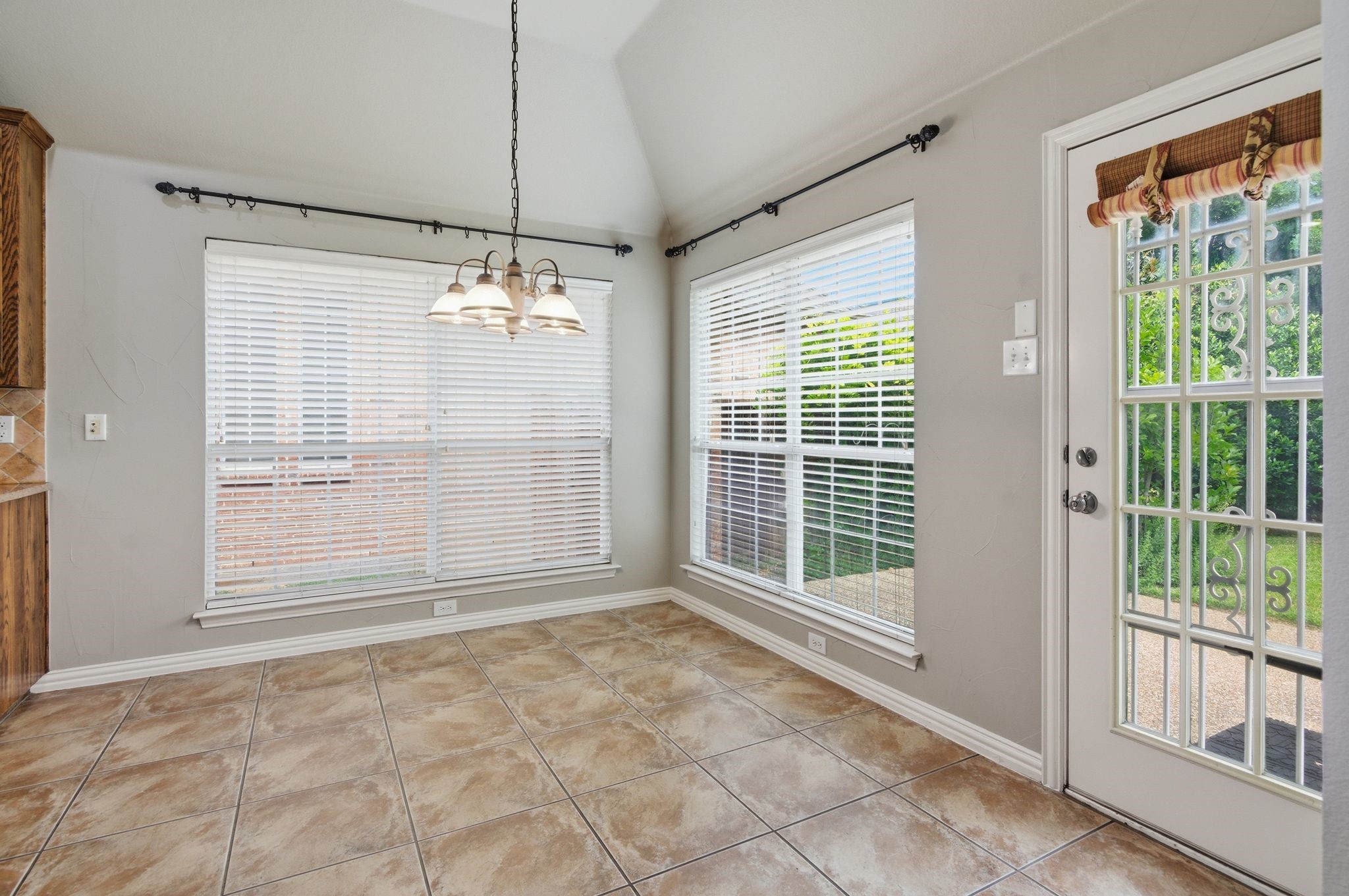 8180 Holliday Road Lantana TX 76226