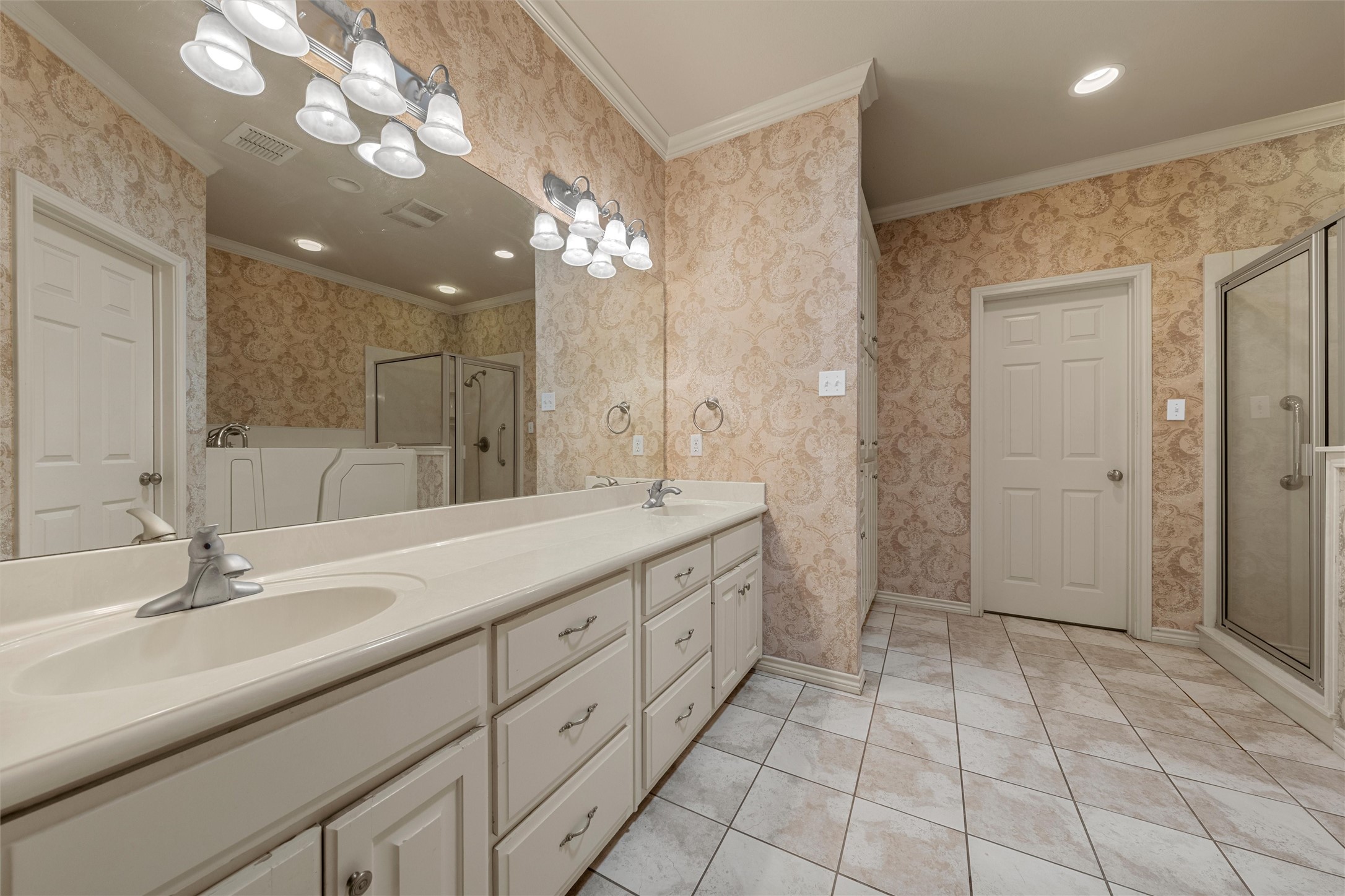 9021 Darby Lane Waco TX 76712