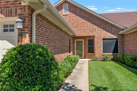 9021 Darby Lane Waco TX 76712