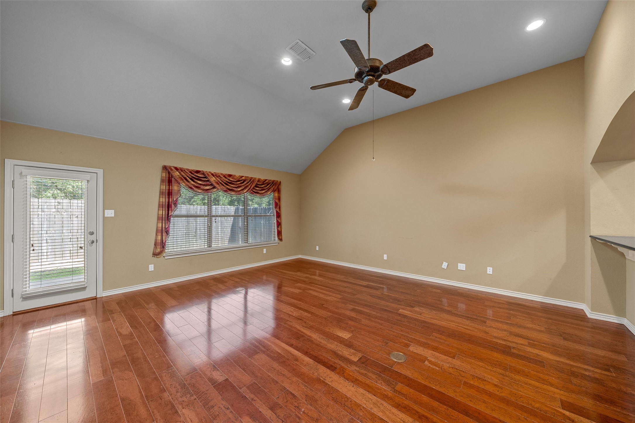 9021 Darby Lane Waco TX 76712