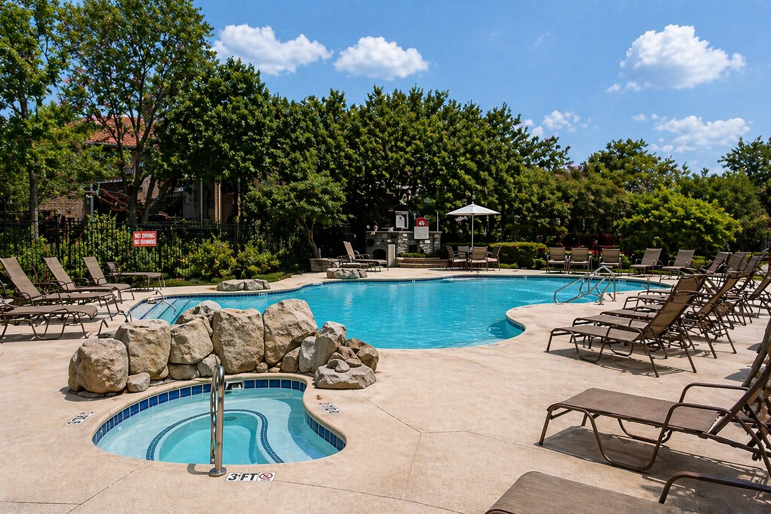 18641 Vista Del Sol Dallas TX 75287