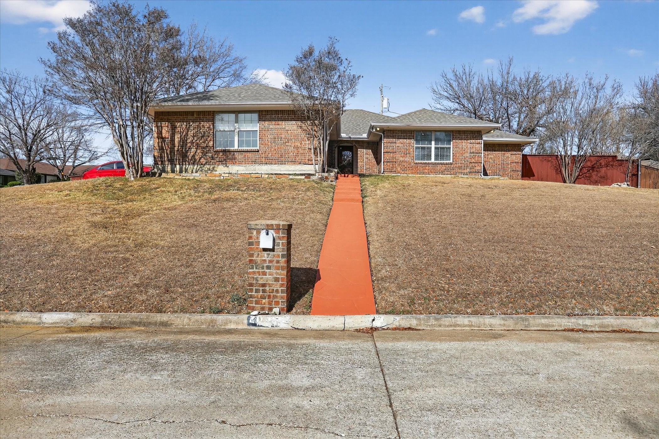 2010 Libby Lane Grand Prairie TX 75050