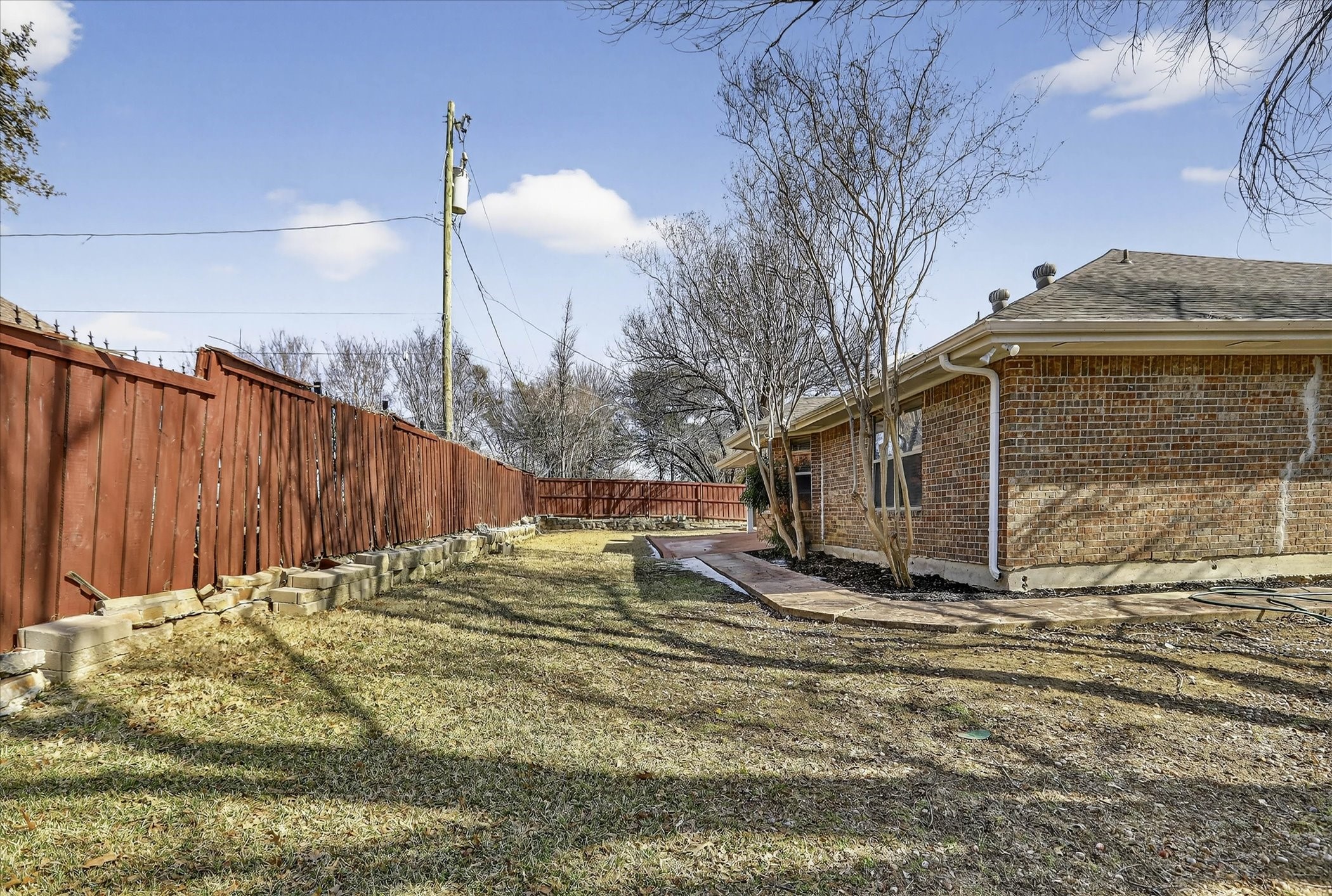 2010 Libby Lane Grand Prairie TX 75050