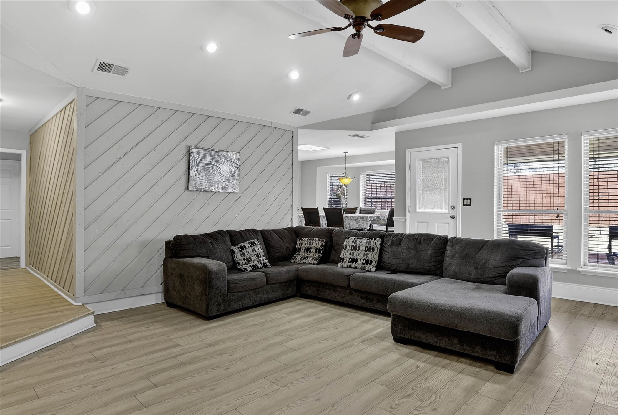 2010 Libby Lane Grand Prairie TX 75050