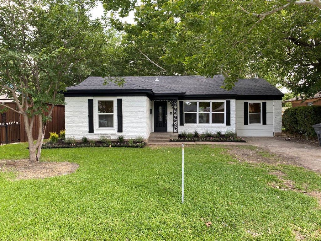 3212 San Marcus Avenue Dallas TX 75228