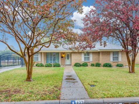 127 Peyton Place Arlington TX 76010