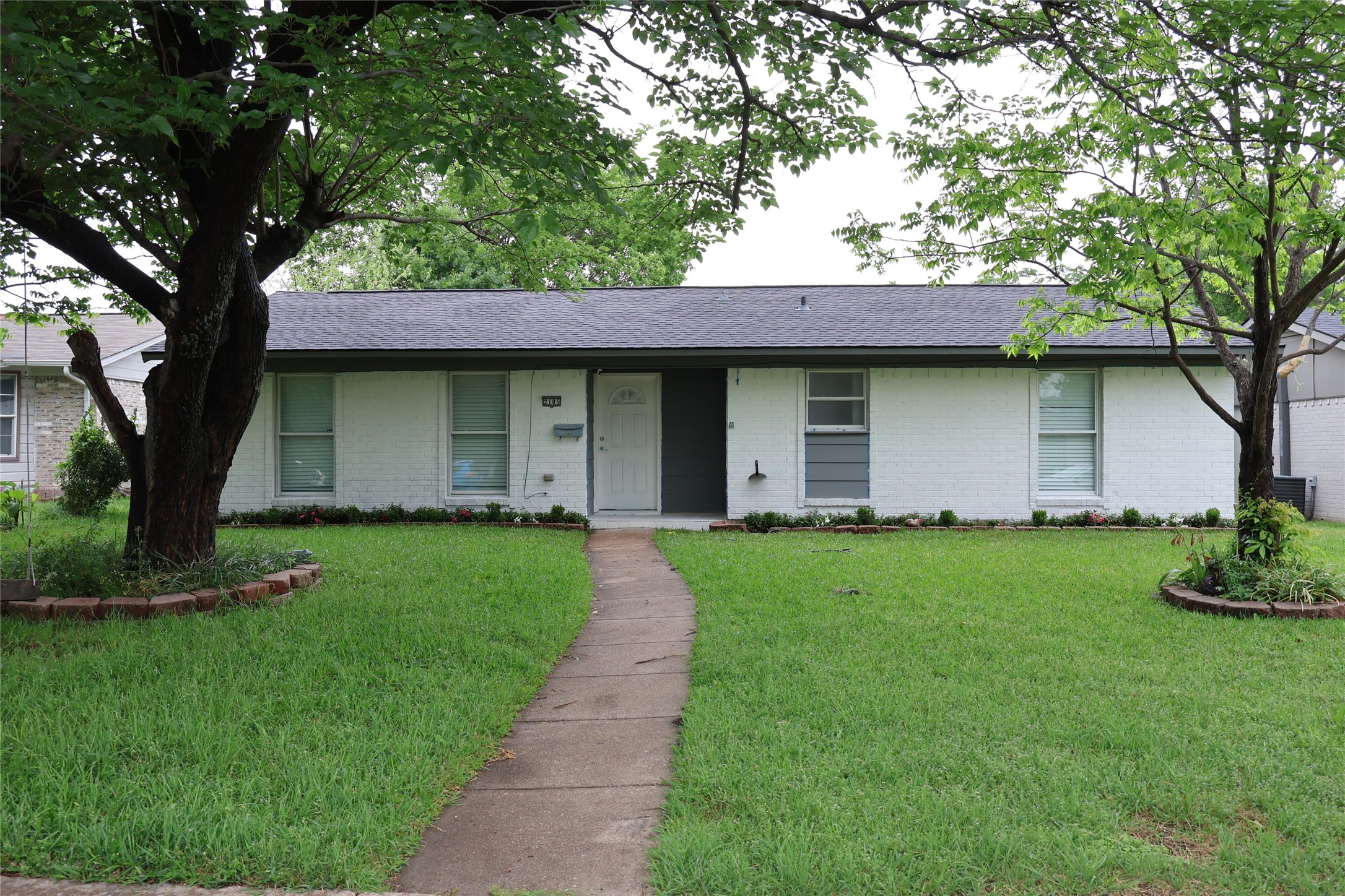 2105 Tiehack Lane Garland TX 75044