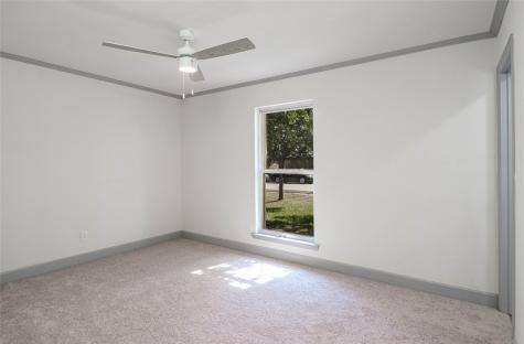 2105 Tiehack Lane Garland TX 75044
