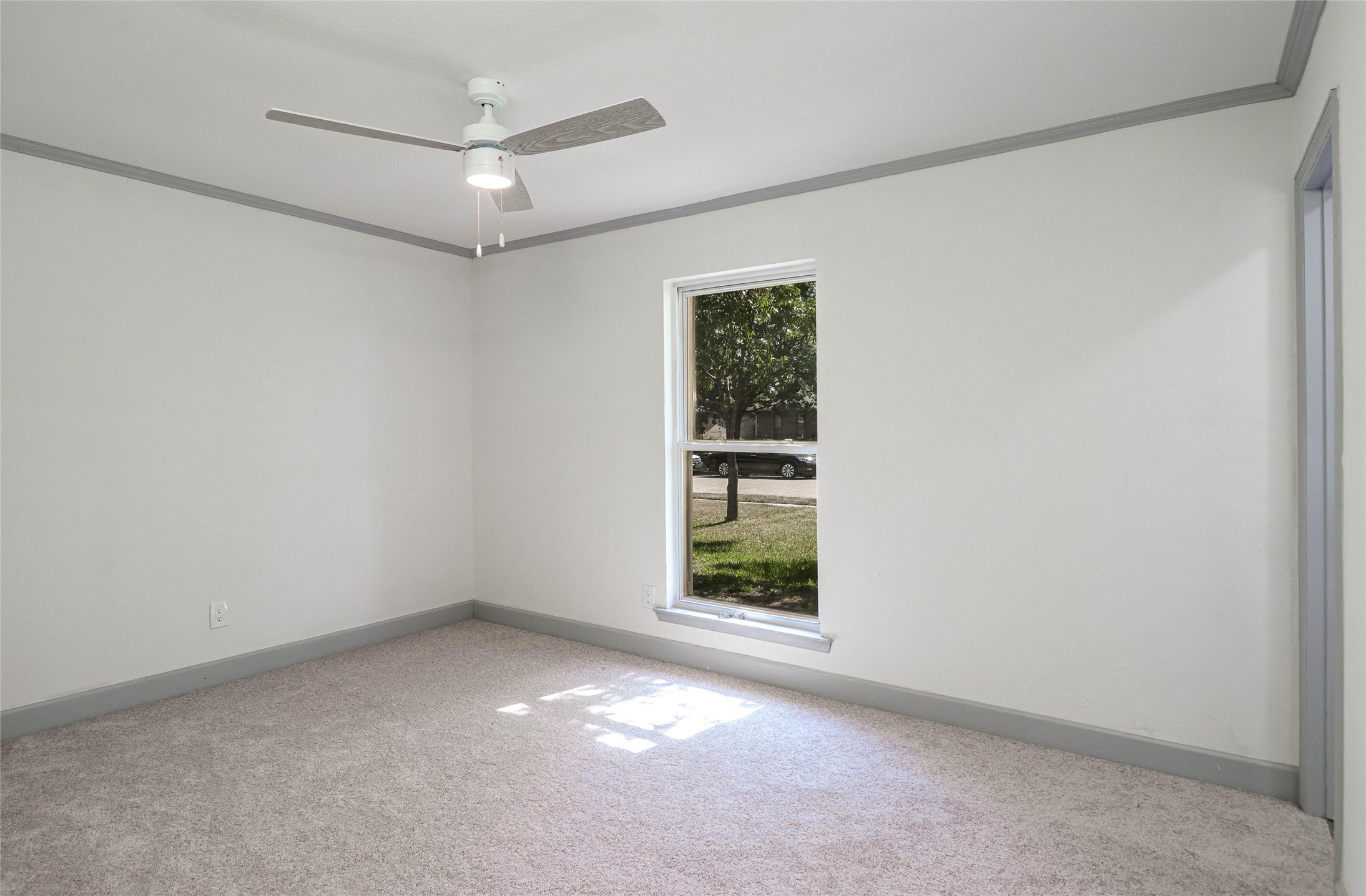 2105 Tiehack Lane Garland TX 75044