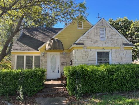 2514 W 10th Street Dallas TX 75211