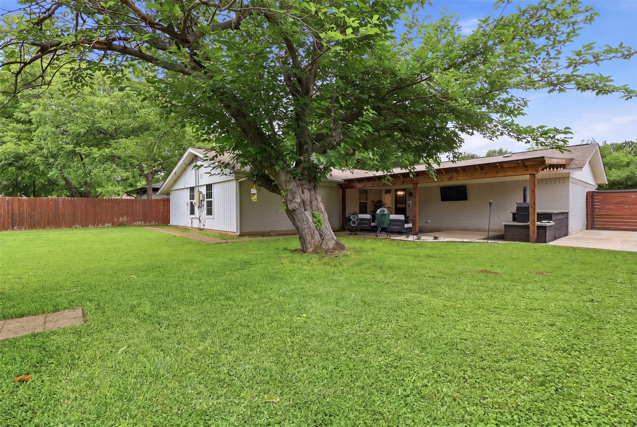 2011 Georgetown Drive Denton TX 76201