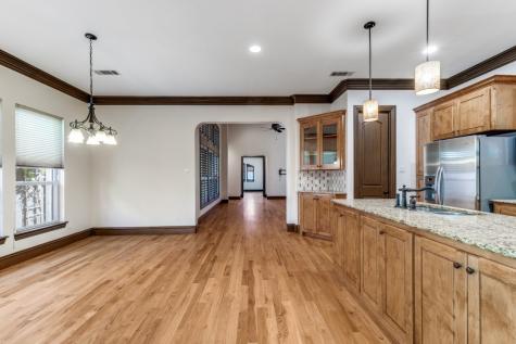 3717 W Beverly Drive Dallas TX 75209