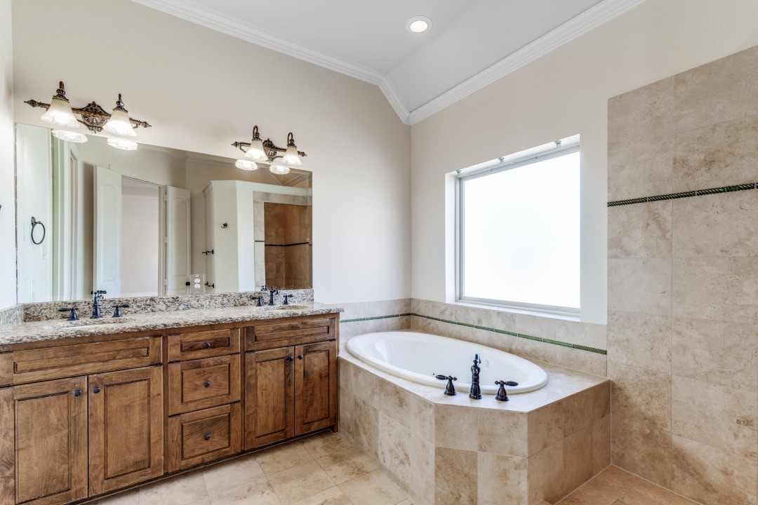 3717 W Beverly Drive Dallas TX 75209