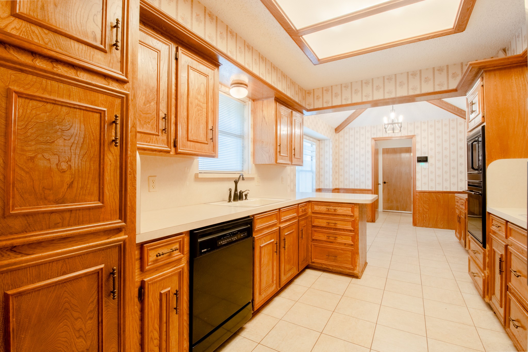 1115 Deer Ridge Drive Duncanville TX 75137