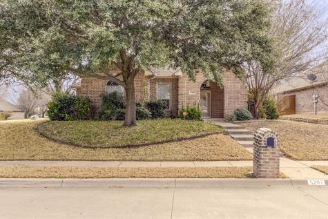 5201 La Bandera Trail Benbrook TX 76126
