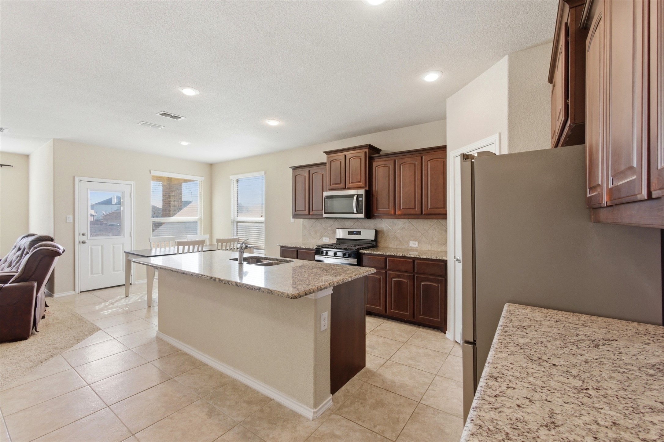 2745 Albatross Lane Fort Worth TX 76177