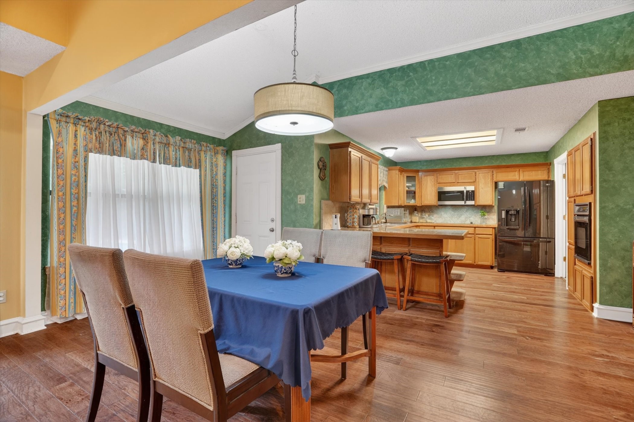 300 Post Lane Burleson TX 76028