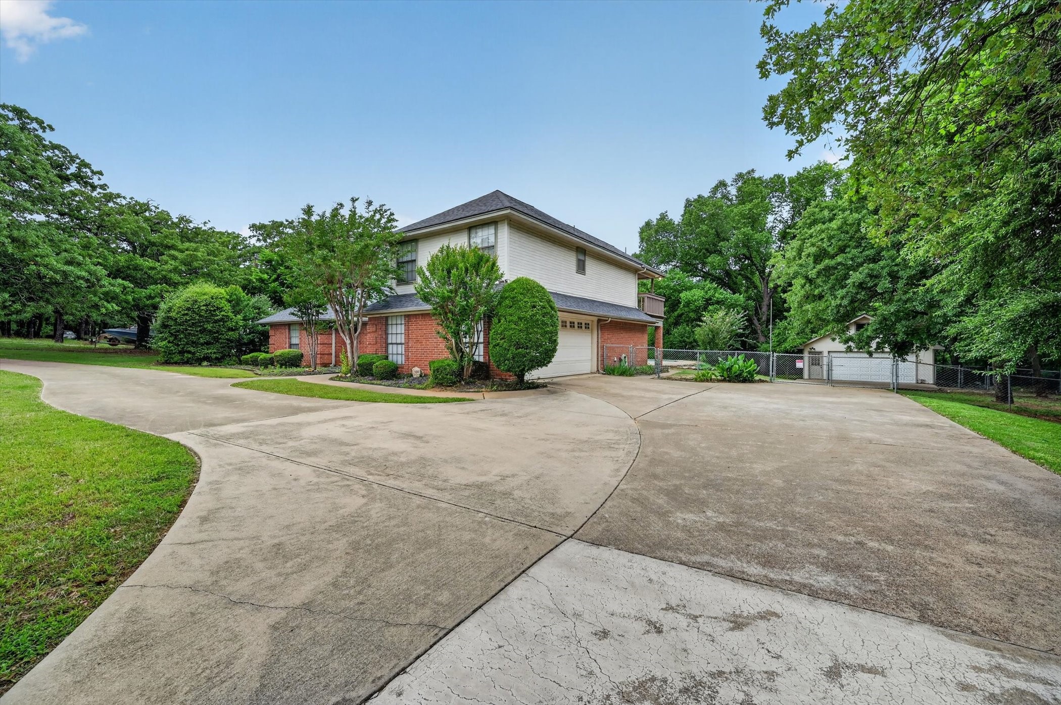 300 Post Lane Burleson TX 76028