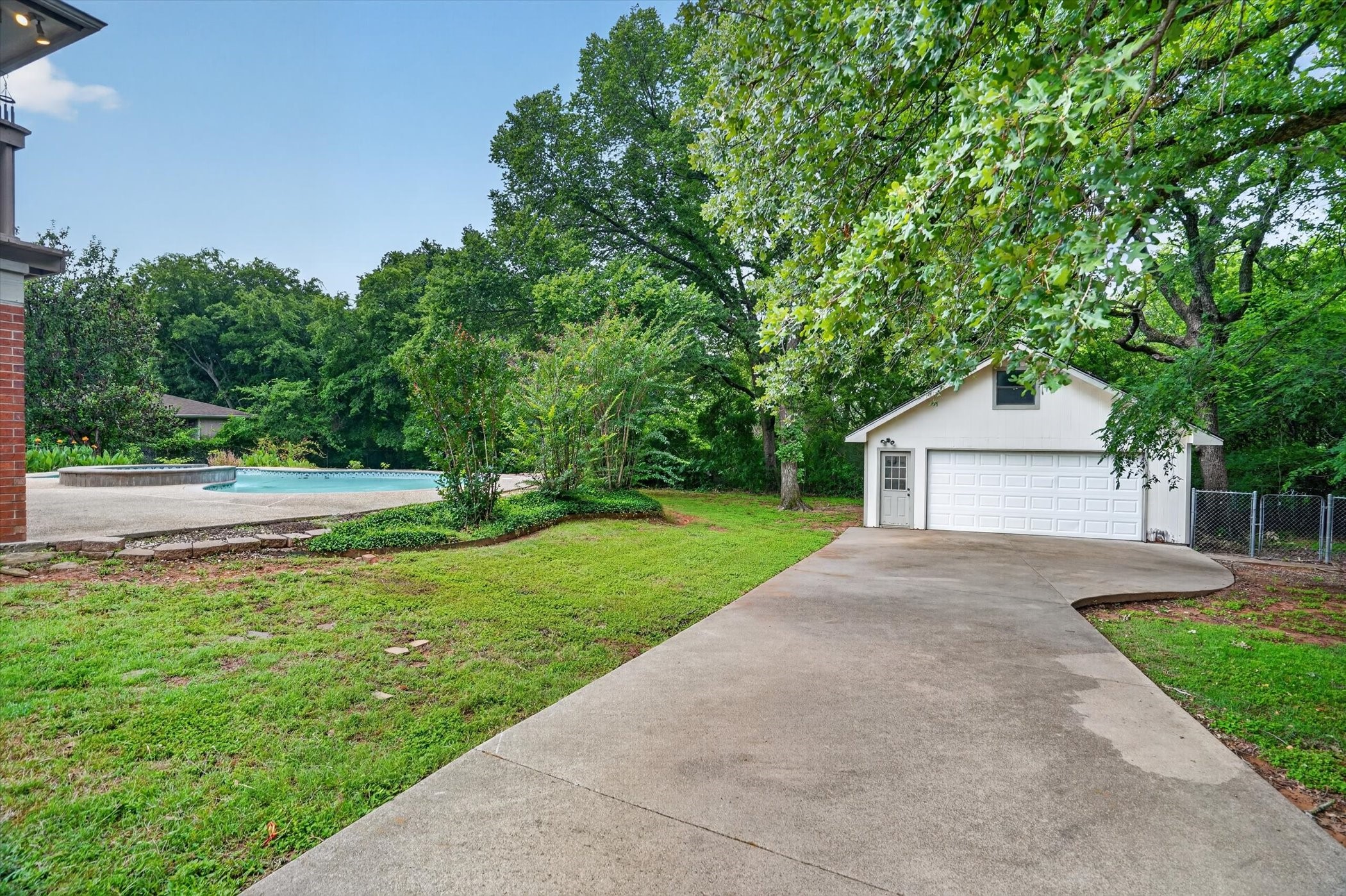 300 Post Lane Burleson TX 76028
