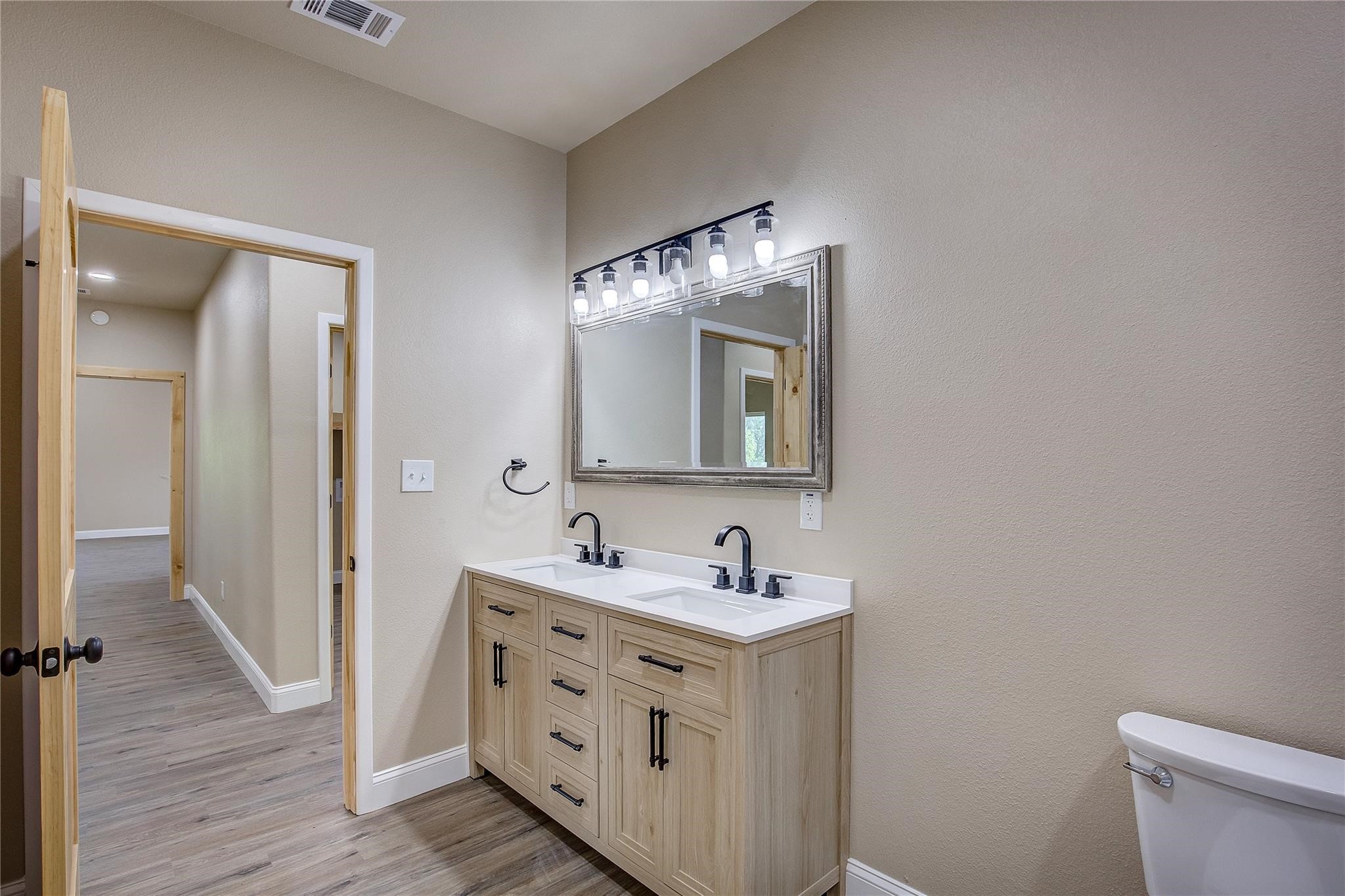 19335 Fm 1565 Terrell TX 75160