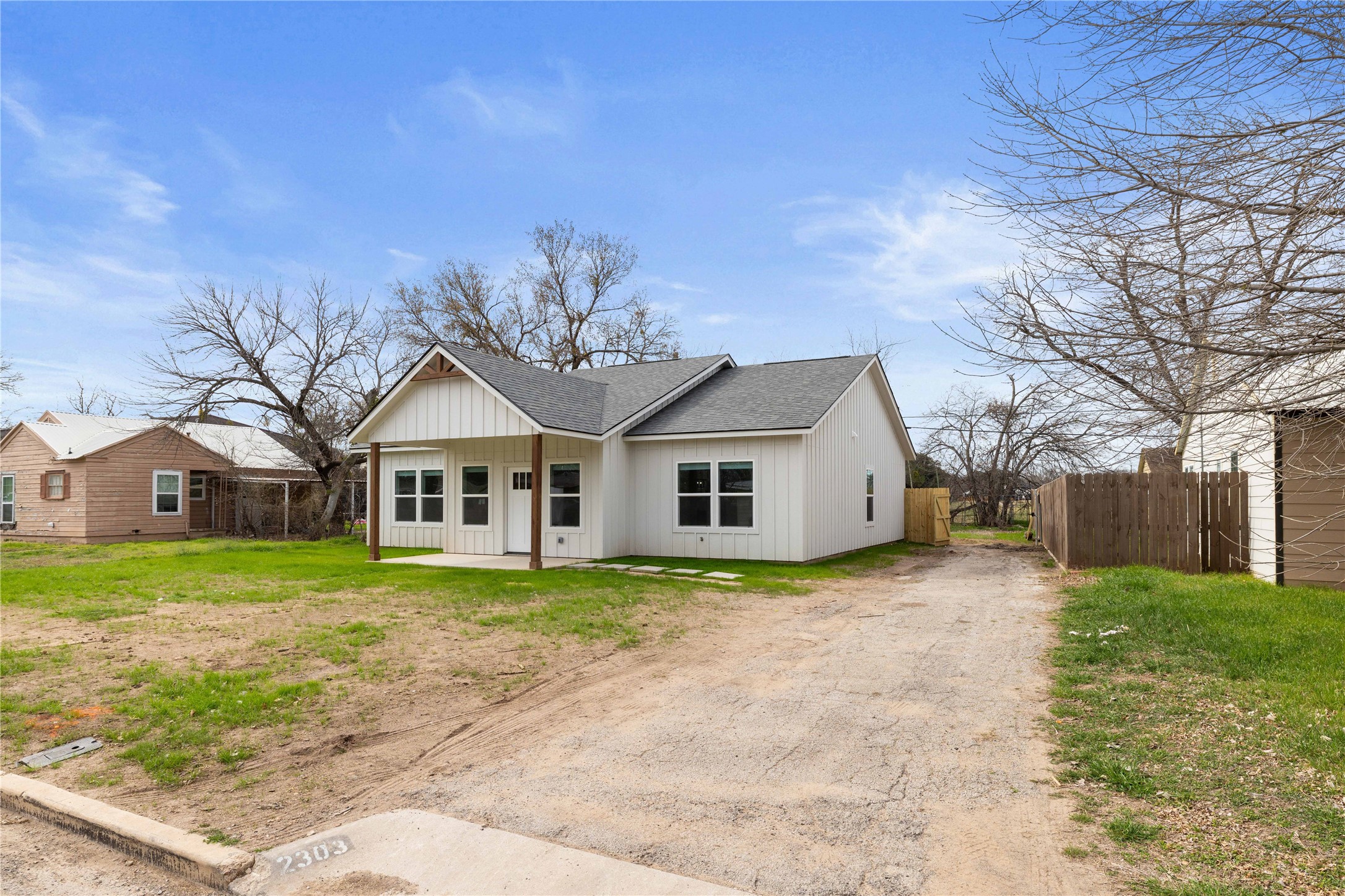 2303 Dartmore Street Brownwood TX 76801