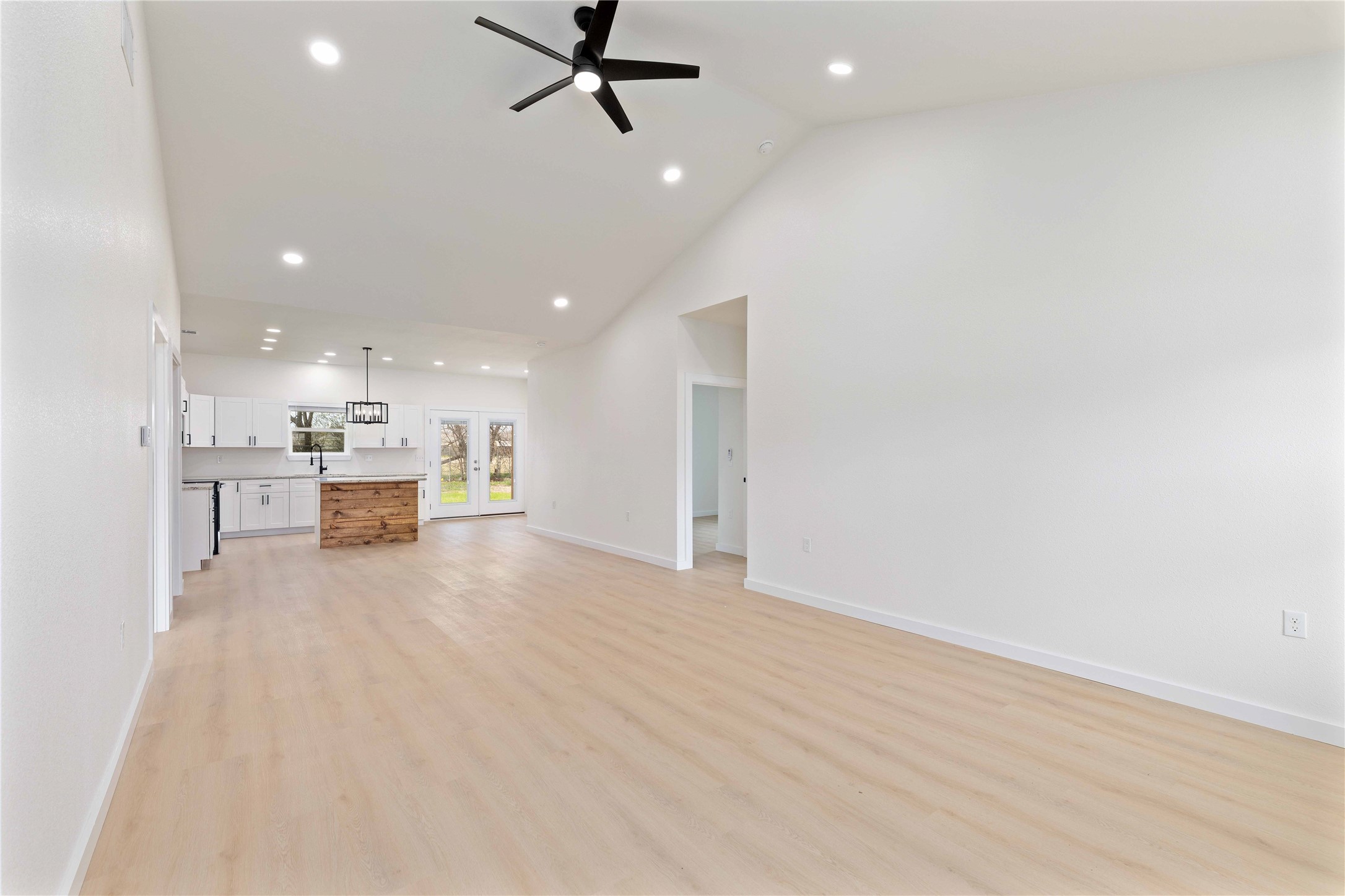 2303 Dartmore Street Brownwood TX 76801