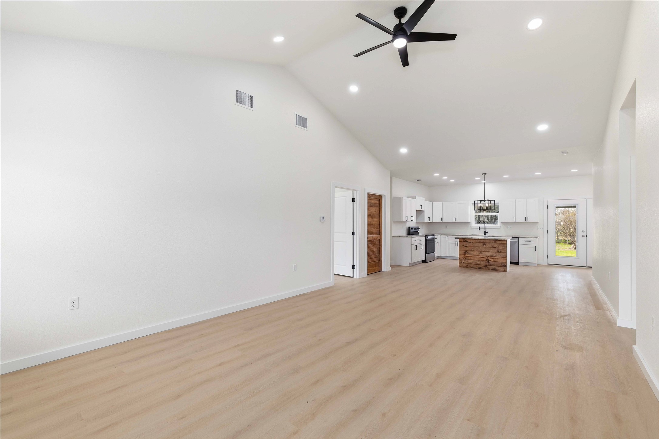 2303 Dartmore Street Brownwood TX 76801