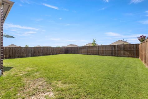 1609 Canter Court Aubrey TX 76227