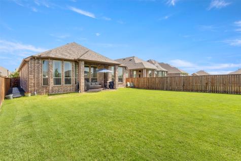 1609 Canter Court Aubrey TX 76227