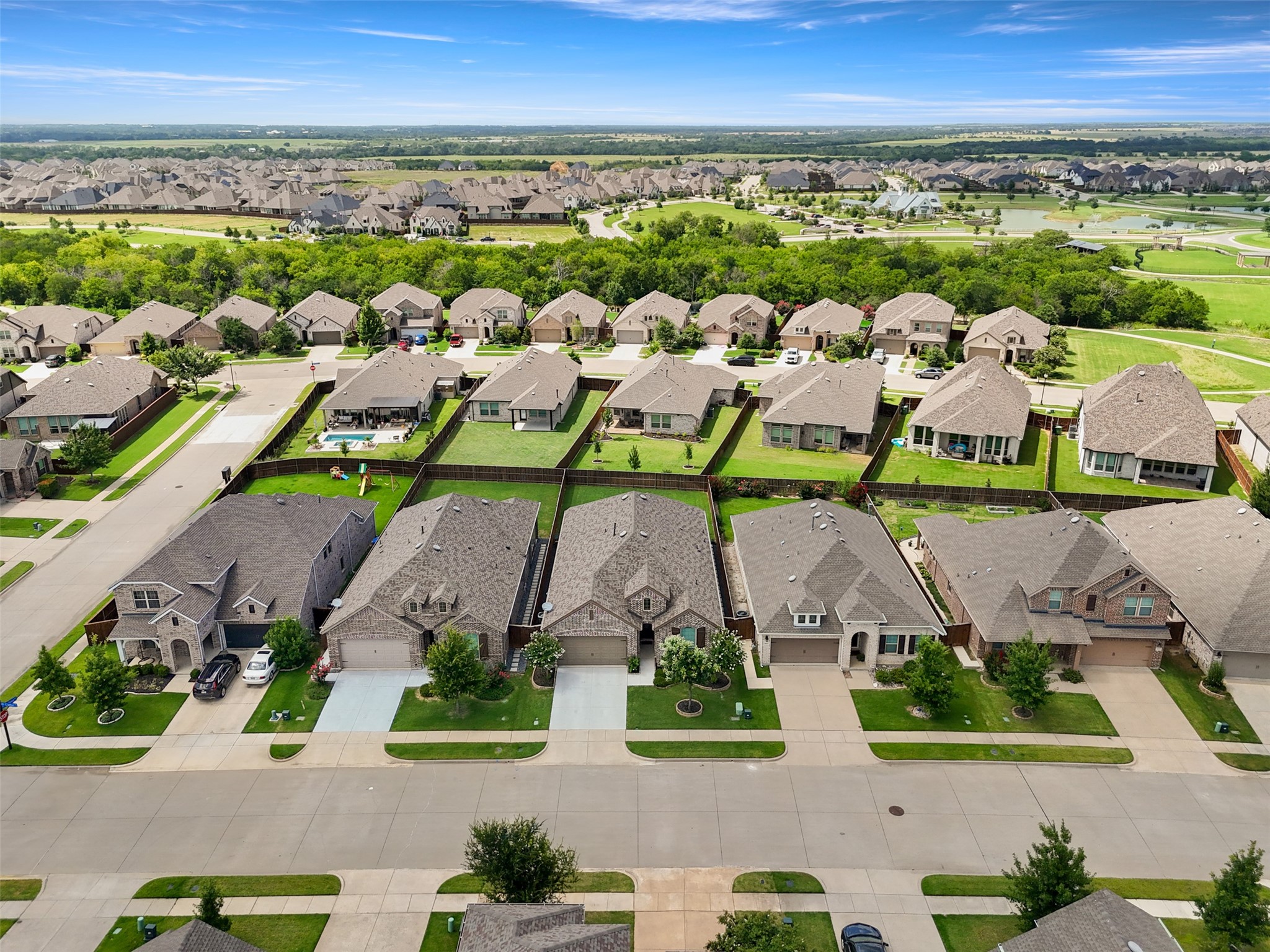 1609 Canter Court Aubrey TX 76227