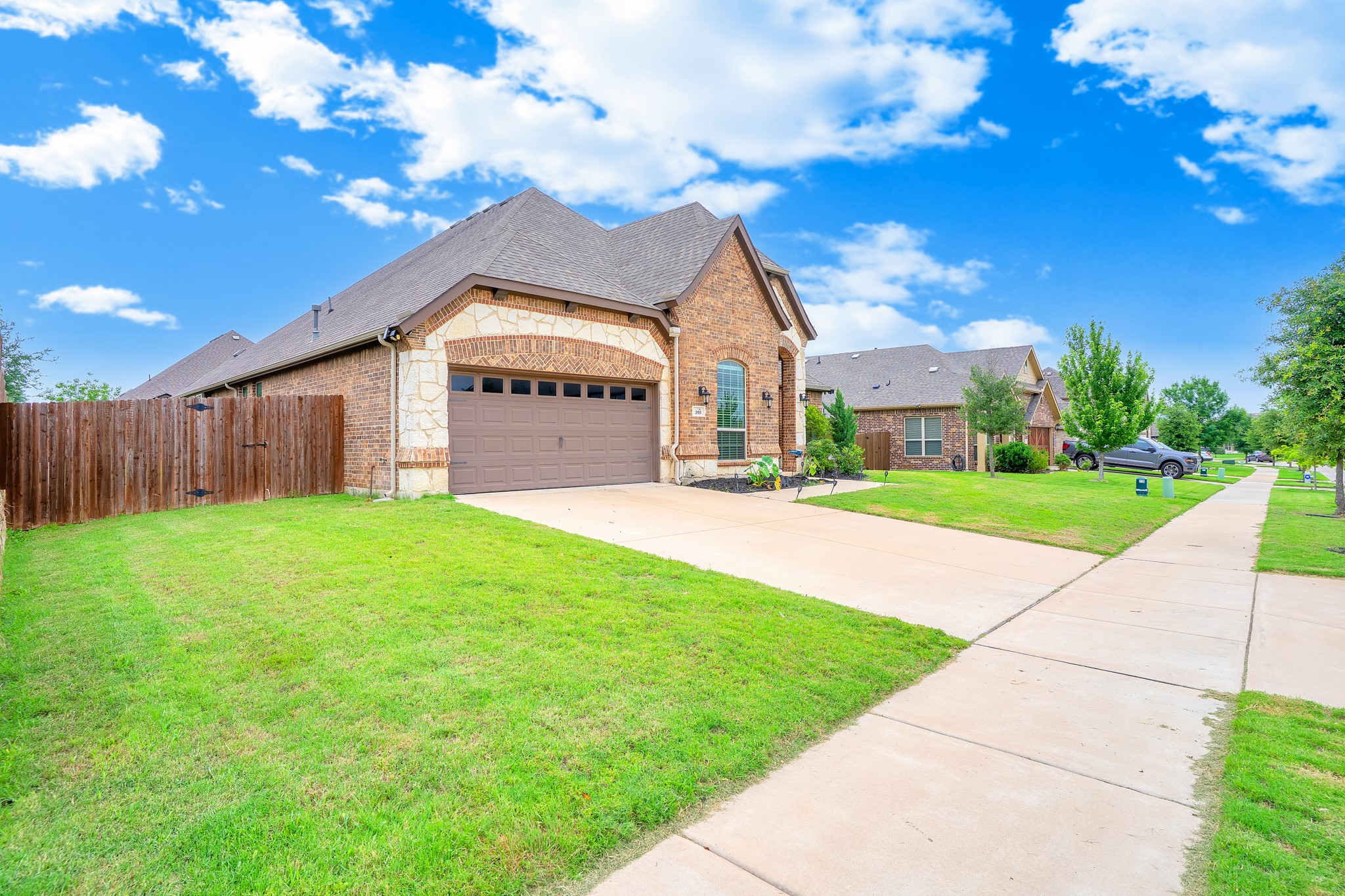 395 Strait Lane Waxahachie TX 75165