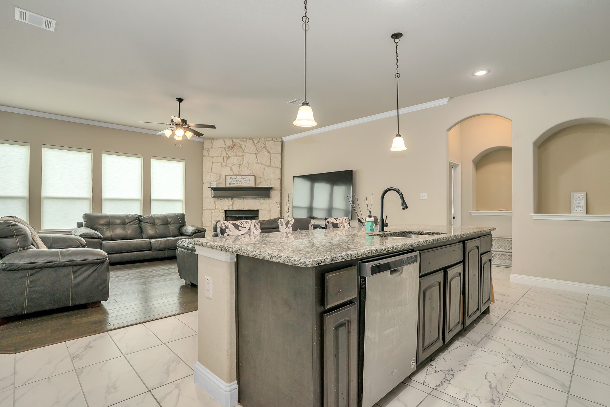 395 Strait Lane Waxahachie TX 75165