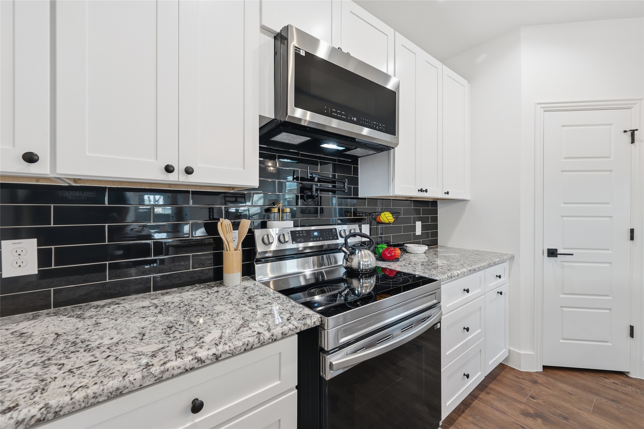1104 E Annie Street Fort Worth TX 76104