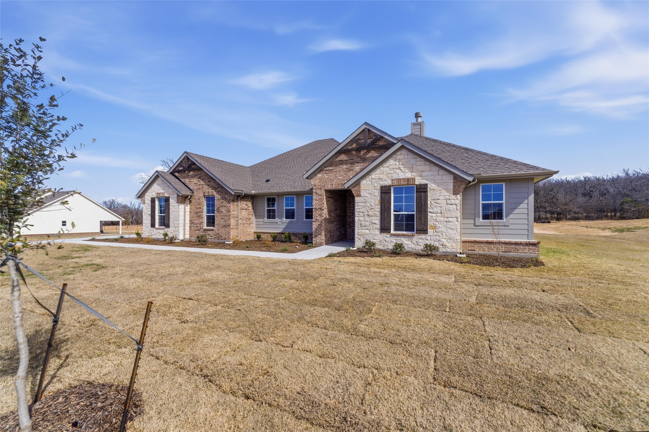 144 Oak Grove Way Springtown TX 76082